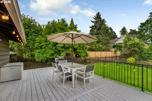 860 Skyland Dr, Lake Oswego, OR 97034 - Photo 44