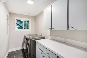 860 Skyland Dr, Lake Oswego, OR 97034 - Photo 40