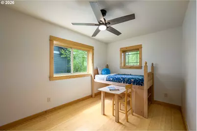 170 SW Eckman St, McMinnville, OR 97128 - Photo 34