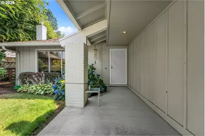 10160 SW Century Oak Dr, Tigard, OR 97224 - Photo 2