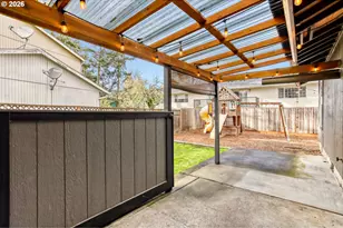 10945 NE Prescott St, Portland, OR 97220 - Photo 22