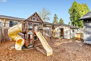 10945 NE Prescott St, Portland, OR 97220 - Photo 24