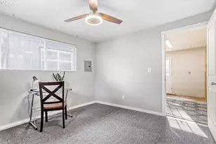 10945 NE Prescott St, Portland, OR 97220 - Photo 26