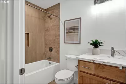 2123 NE Spitz Rd, Canby, OR 97013 - Photo 32