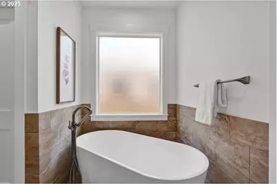 2123 NE Spitz Rd, Canby, OR 97013 - Photo 26