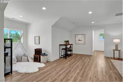 2123 NE Spitz Rd, Canby, OR 97013 - Photo 34