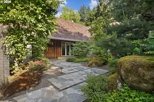 1506 S Buddington St, Portland, OR 97219 - Photo 2