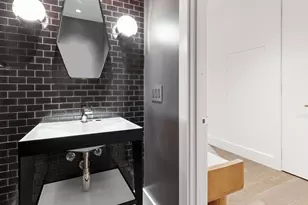 550 SW 10th Ave, Portland, OR 97205 - Photo 6