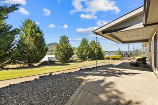374 Bentgrass Ct, Sutherlin, OR 97479 - Photo 38