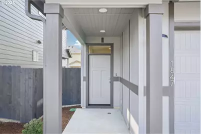 1847 NW 18th Way, Battle Ground, WA 98604 - Photo 2