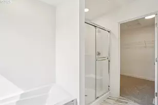 1847 NW 18th Wy, Battle Ground, WA 98604 - Photo 8