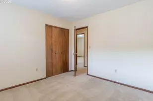 209 North River Dr, Roseburg, OR 97470 - Photo 20