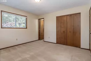 209 North River Dr, Roseburg, OR 97470 - Photo 26