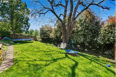 318 Westfield St, Silverton, OR 97381 - Photo 36