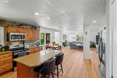 318 Westfield St, Silverton, OR 97381 - Photo 10