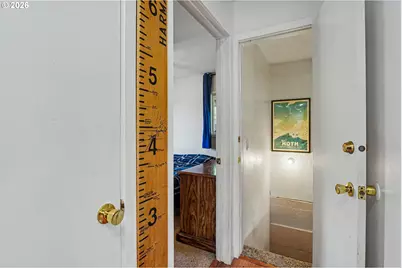318 Westfield St, Silverton, OR 97381 - Photo 18