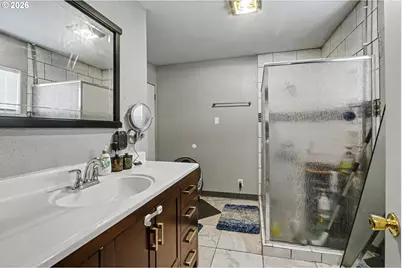 318 Westfield St, Silverton, OR 97381 - Photo 16