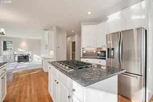 4716 Avery Ln, Lake Oswego, OR 97035 - Photo 16