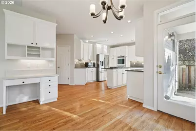 4716 Avery Ln, Lake Oswego, OR 97035 - Photo 14