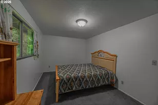 1070 E 15th St, Coquille, OR 97423 - Photo 18
