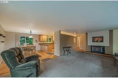 1070 E 15th St, Coquille, OR 97423 - Photo 14