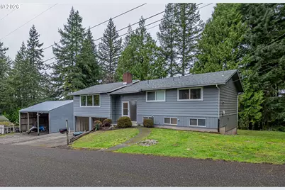 1070 E 15th St, Coquille, OR 97423 - Photo 6