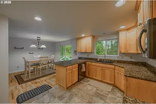 1070 E 15th St, Coquille, OR 97423 - Photo 10