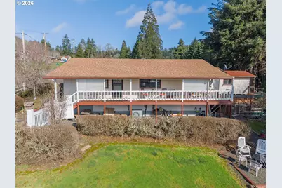 479 2nd St, Elkton, OR 97436 - Photo 2