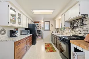 479 2nd St, Elkton, OR 97436 - Photo 10