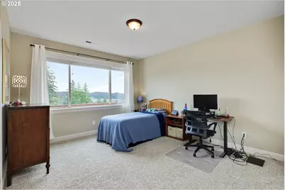 12482 SE 155th Ave, Happy Valley, OR 97086 - Photo 32