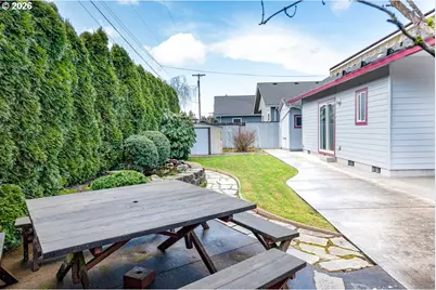 937 S St, Springfield, OR 97477 - Photo 42