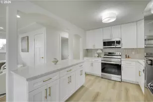 4827 SE 86th Ave, Portland, OR 97266 - Photo 10