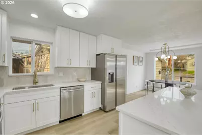 4827 SE 86th Ave, Portland, OR 97266 - Photo 12