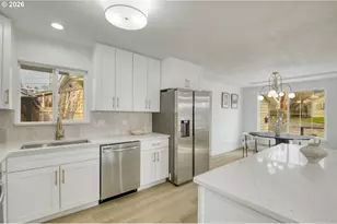 4827 SE 86th Ave, Portland, OR 97266 - Photo 12