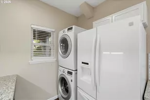 37373 Goldenrain St, Sandy, OR 97055 - Photo 32