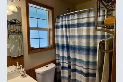 1119 NE Lisa Way, Myrtle Creek, OR 97457 - Photo 10