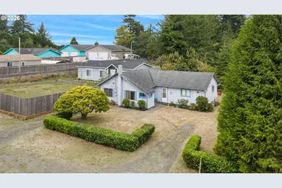 90913 Robertson Ln, Coos Bay, OR 97420 - Photo 1