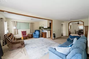 90913 Robertson Ln, Coos Bay, OR 97420 - Photo 6