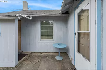 90913 Robertson Ln, Coos Bay, OR 97420 - Photo 24