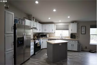 6228 Upper Cow Creek Rd, Azalea, OR 97410 - Photo 14