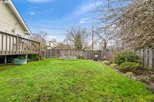 2106 SE Knapp St, Portland, OR 97202 - Photo 36