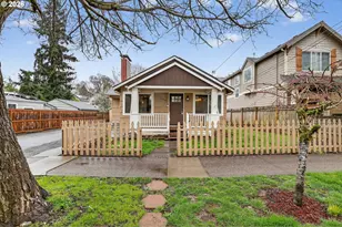 8944 N Clarendon Ave, Portland, OR 97203 - Photo 2