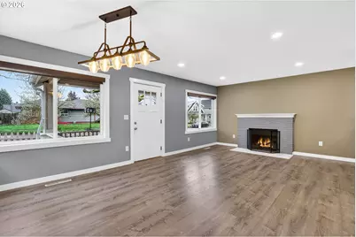 8944 N Clarendon Ave, Portland, OR 97203 - Photo 6