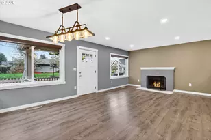 8944 N Clarendon Ave, Portland, OR 97203 - Photo 6