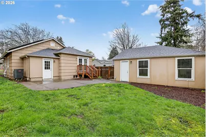 8944 N Clarendon Ave, Portland, OR 97203 - Photo 40