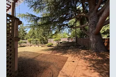 8808 NE 82nd St, Vancouver, WA 98662 - Photo 18