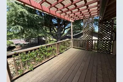8808 NE 82nd St, Vancouver, WA 98662 - Photo 16