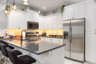 211 SE Woody Ct, Myrtle Creek, OR 97457 - Photo 12