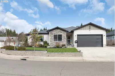 211 SE Woody Ct, Myrtle Creek, OR 97457 - Photo 1