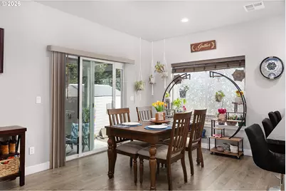 211 SE Woody Ct, Myrtle Creek, OR 97457 - Photo 10